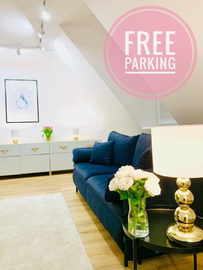 Dwupietrowy Apartament W Centrum Miasta Z Darmowym Miejscem Parkingowym Pod Zlotym Lwem VIII Klodzko Luaran gambar